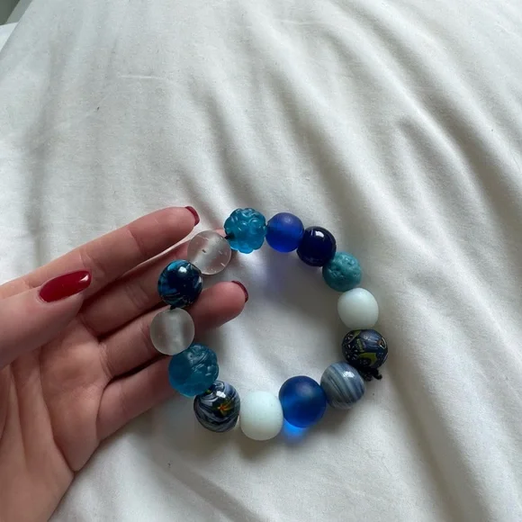 Glass Bracelet - Picture 2 of 3